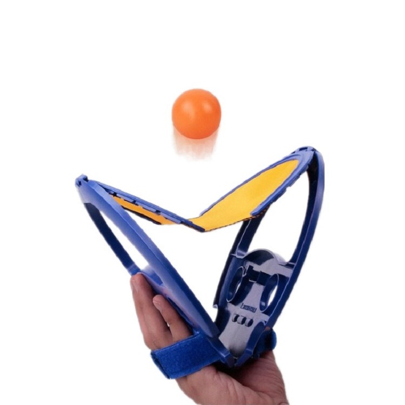 Kids Outdoor Dome - Pais e filhos jogando e catching